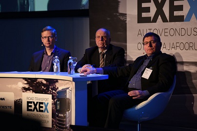 Ametikoolitus OÜ tegevjuht Lenno Põder (vasakul) EXEX Autoveonduse otsustajafoorumil tööjõuprobleemist ja lahendustest rääkimas.